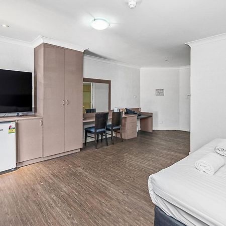 Diplomat Hotel Алис-Спрингс Экстерьер фото