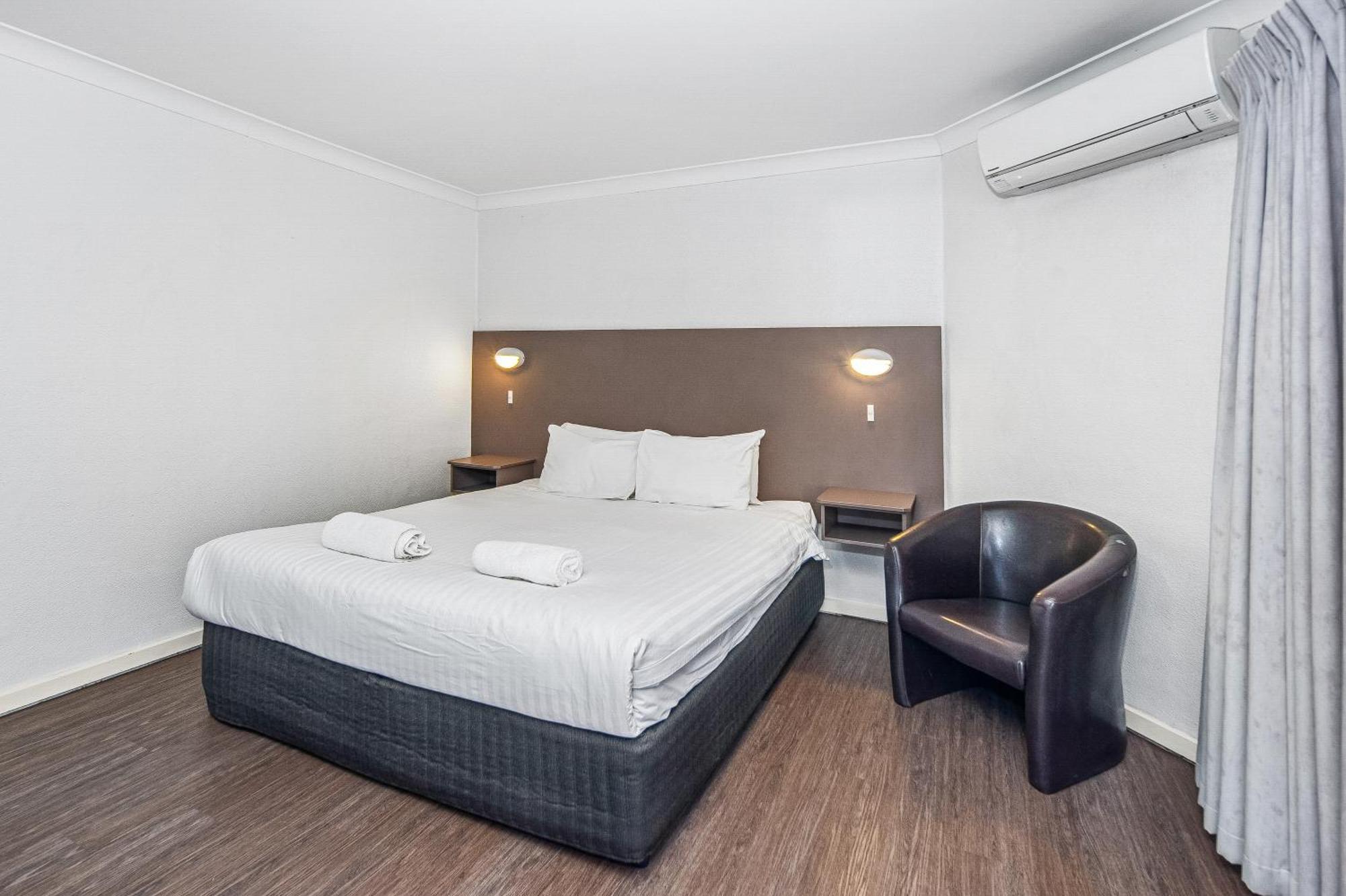 Diplomat Hotel Алис-Спрингс Экстерьер фото