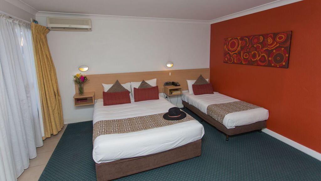 Diplomat Hotel Алис-Спрингс Экстерьер фото